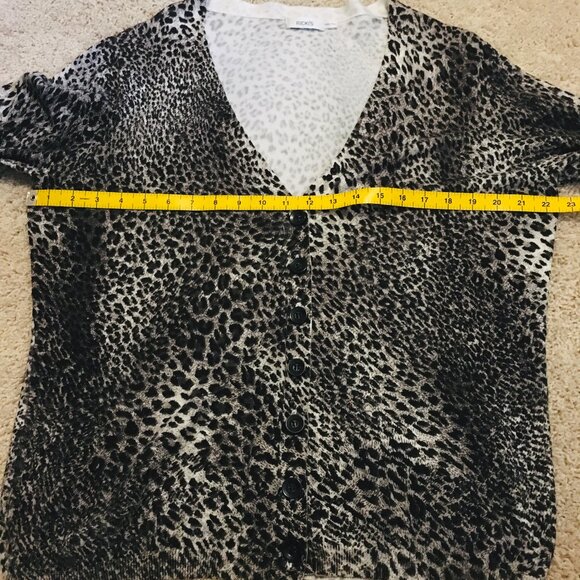 Rosette Print Soft Rayon Button Down Cardigan - Picture 12 of 15